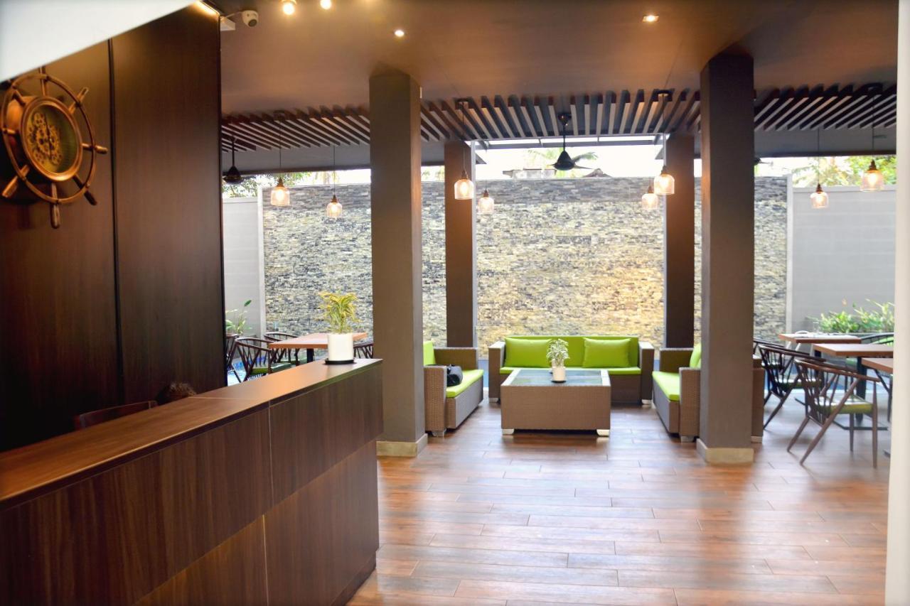 Belmont Boutique Hotel - Free Airport Shuttle Service เนกอมโบ ภายนอก รูปภาพ