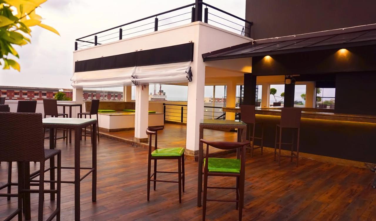 Belmont Boutique Hotel - Free Airport Shuttle Service เนกอมโบ ภายนอก รูปภาพ